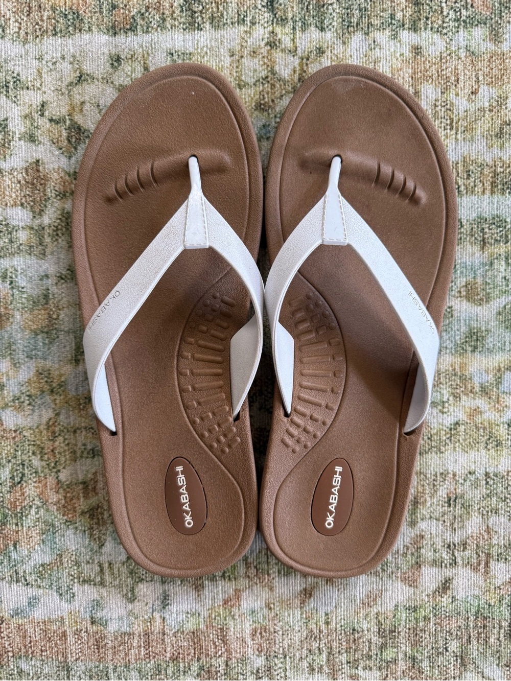 Okabashi Breeze Women's Sandals Toffee White Straps size L 8.5-9.5